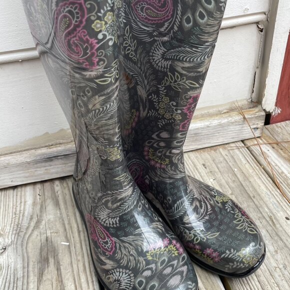EUC- Kamik Gray Paisley Rain Boots Size 9 - Picture 11 of 13